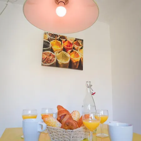 Cosy A Saint-chaptes, Business Et Escapades Apartment Saint-Chaptes